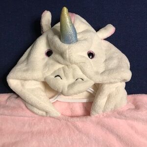 Unicorn Towel Hoodie Robe Pink with White Unicorn Head Pinnkku Size 3 / 4 NWOT